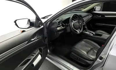 Honda Civic 2017, 99712 км, за 7995.84 USD - фото 10