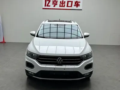 Volkswagen T-Roc 2023, 38000 км, за 15611.76 USD