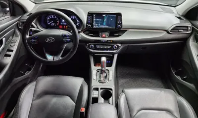 Hyundai i30 2017, 138153 км, за 5189.17 USD - фото 7