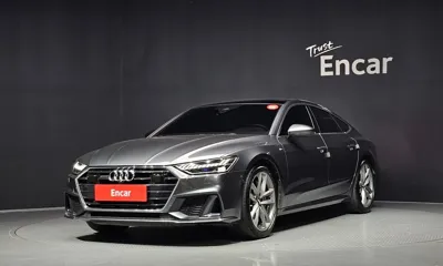 Audi A7 · 2021 год