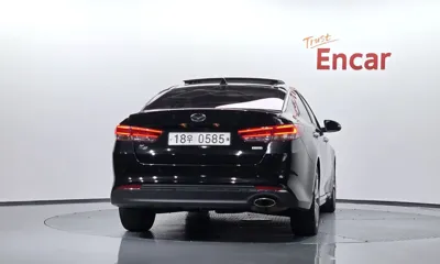 Kia K5 2016, 100829 км, за 5146.58 USD