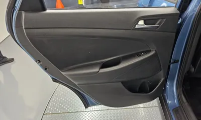 Hyundai Tucson 2017, 128188 км, за 8729.65 USD - фото 25