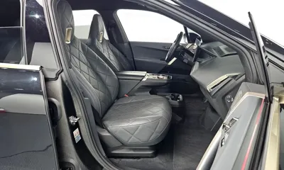 BMW iX 2022, 50603 км, за 45688.7 USD - фото 10