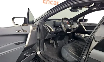 BMW iX 2022, 50603 км, за 45688.7 USD - фото 12