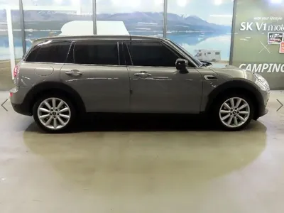 MINI Clubman 2021, 59294 км, за 12223.32 USD