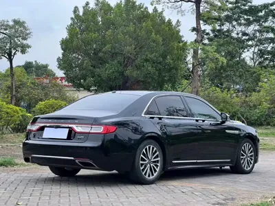 Lincoln Continental 2018, 97000 км, за 11184.98 USD - фото 12