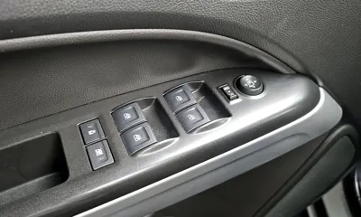ChevroletGMDaewoo Colorado 2022, 21805 км, за 18051.73 USD - фото 14