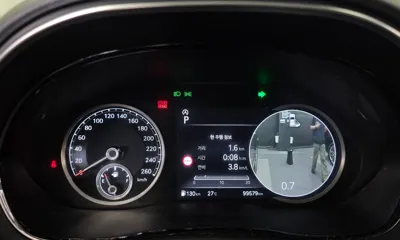 Genesis GV70 2022, 99579 км, за 19029.8 USD - фото 8