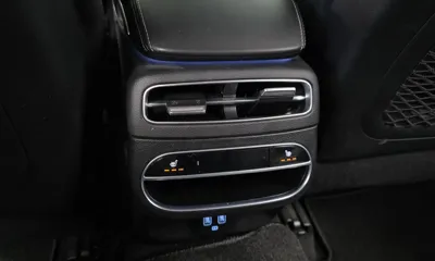 Genesis GV70 2022, 99579 км, за 19029.8 USD - фото 33