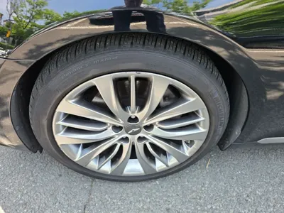 Hyundai Genesis 2015, 207000 км, за 5054.48 USD