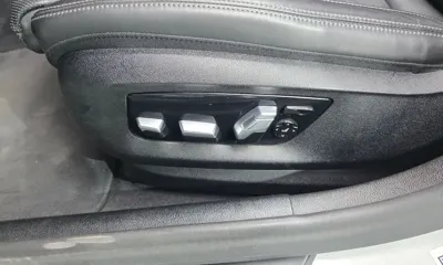 BMW 5-Series 2022, 82914 км, за 28817.12 USD - фото 31