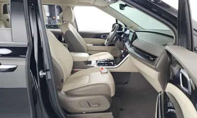 Kia Canival 2023, 52428 км, за 20511.81 USD - фото 26