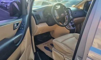 Hyundai Starex 2012, 127500 км, за 5261.77 USD