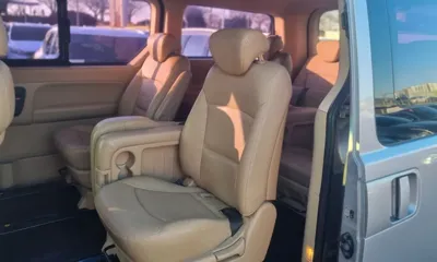Hyundai Starex 2012, 127500 км, за 5261.77 USD