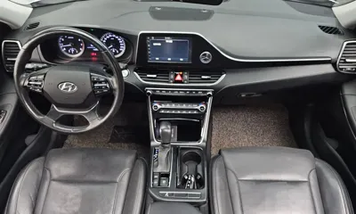 Hyundai Grandeur 2018, 115209 км, за 9295.97 USD - фото 7