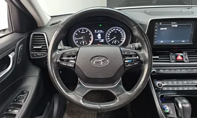 Hyundai Grandeur 2018, 115209 км, за 9295.97 USD - фото 13