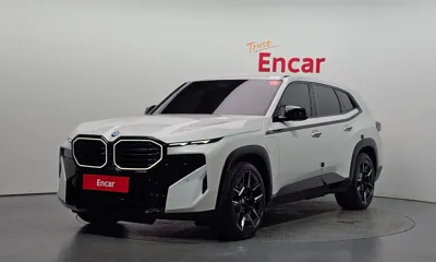 BMW XM · 2023 год