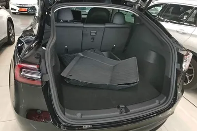 Tesla Model Y 2022, 81000 км, за 24956 USD - фото 27