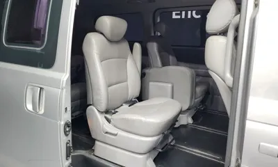 Hyundai Starex 2013, 72212 км, за 5984.91 USD - фото 12