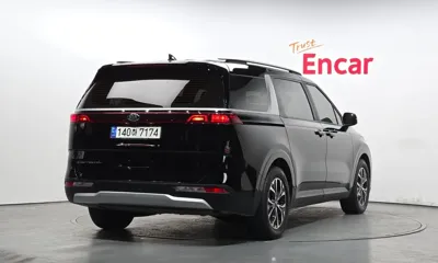 Kia Canival 2021, 39013 км, за 14542.58 USD