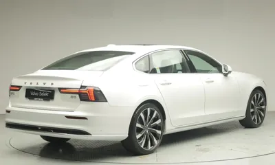Volvo S90 2026, 982 км, за 37678.5 USD