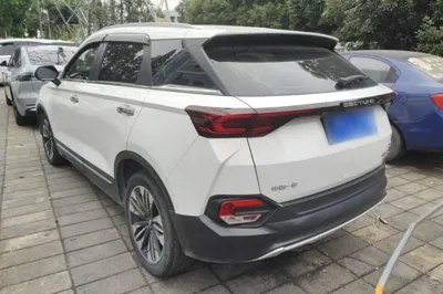Bestune T77 2021, 48099 км, за 8493 USD
