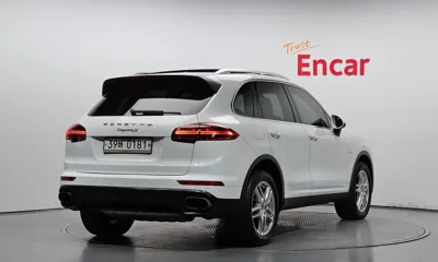 Porsche Cayenne 2015, 160686 км, за 14779.29 USD