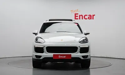 Porsche Cayenne 2015, 160686 км, за 14779.29 USD