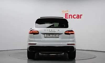 Porsche Cayenne 2015, 160686 км, за 14779.29 USD