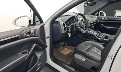 Porsche Cayenne 2015, 160686 км, за 14779.29 USD - фото 11