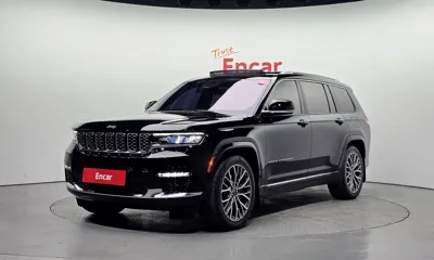 Jeep Cherokee · 2022 год