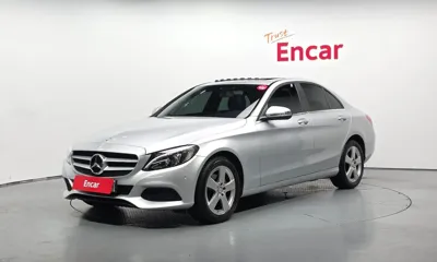Mercedes-Benz C-Class · 2017 год