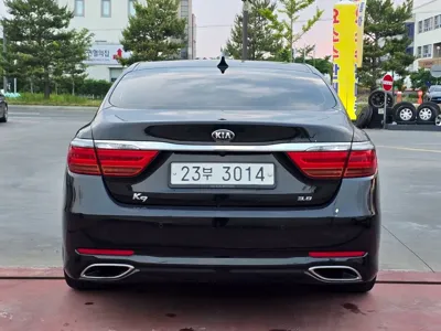 Kia K9 2015, 200000 км, за 4875.51 USD