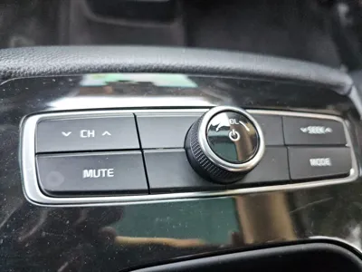 Kia K7 2018, 168970 км, за 7542.34 USD - фото 17