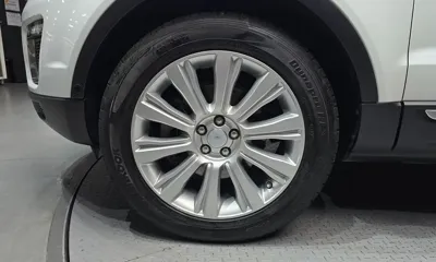 Land Rover Range Rover Evoque 2016, 50775 км, за 10245.91 USD