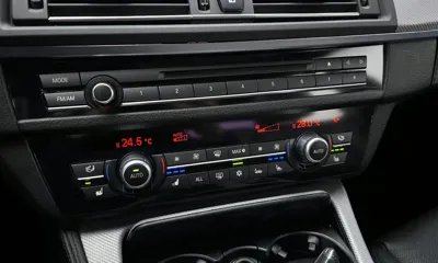 BMW 5-Series 2011, 230390 км, за 5755.07 USD - фото 16