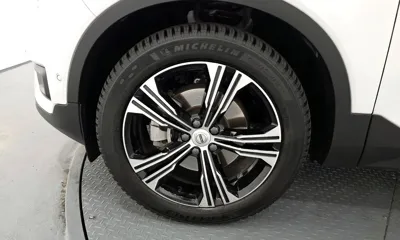 Volvo XC40 2020, 37420 км, за 17451.32 USD