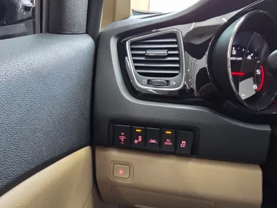 Kia Canival 2018, 83855 км, за 9962.88 USD - фото 13