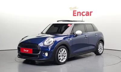 MINI Cooper · 2016 год