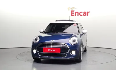 MINI Cooper 2016, 76603 км, за 6123.78 USD