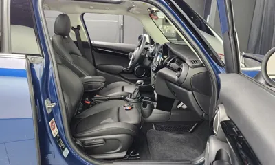 MINI Cooper 2016, 76603 км, за 6123.78 USD - фото 12
