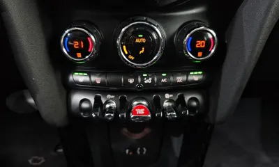 MINI Cooper 2016, 76603 км, за 6123.78 USD - фото 18