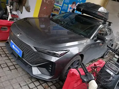 Changan UNI-V iDD · 2023 год