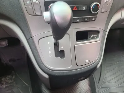 Hyundai Starex 2016, 403309 км, за 2593.77 USD - фото 9