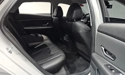 Hyundai Avante 2021, 22567 км, за 12247.56 USD - фото 11