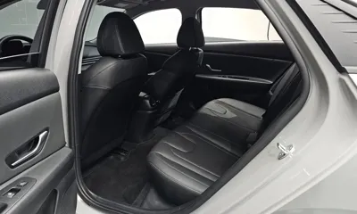 Hyundai Avante 2021, 22567 км, за 12247.56 USD - фото 26