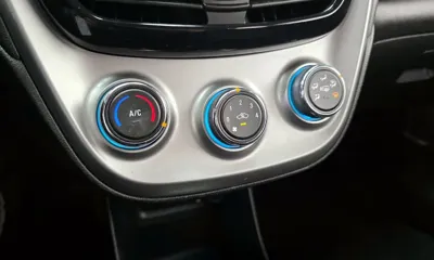 ChevroletGMDaewoo Spark 2016, 60413 км, за 2841.1 USD - фото 18
