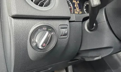 Volkswagen Tiguan 2015, 187261 км, за 3898.25 USD - фото 19