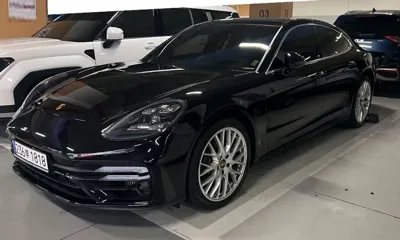 Porsche Panamera · 2023 год