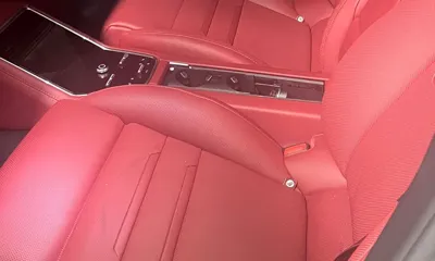 Porsche Panamera 2023, 33797 км, за 87304.71 USD - фото 7